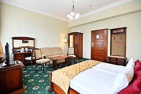 Hotel Eger & Park