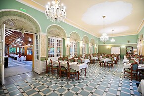 Hotel Eger & Park