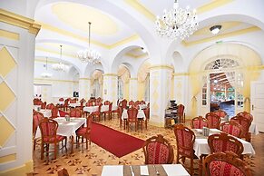 Hotel Eger & Park