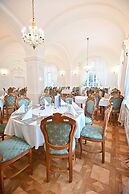 Hotel Eger & Park