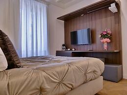 HELMIRAGE SUITE VIA DEL CORSO