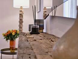 HELMIRAGE SUITE VIA DEL CORSO