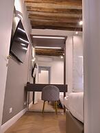 HELMIRAGE SUITE VIA DEL CORSO