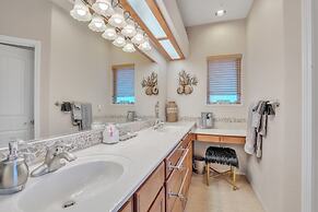 Prescott Luxury Home Near Golf Course And Airport 2 Bedroom Home by Re
