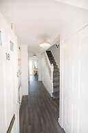 Spacious 3 bed House Garden Parking Wifi Smart tv