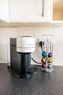 Spacious 3 bed House Garden Parking Wifi Smart tv