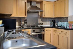 Lovely Little House, Free Parking, Smart tv, Wifi