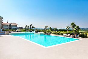 Le Mele 7 by Wonderful Italy