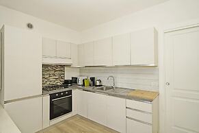 Le Mele 7 by Wonderful Italy