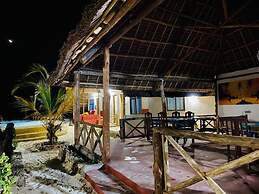 MKEKA SPICE LODGE