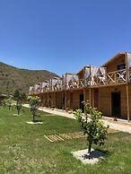 FNM LUXURY BUNGALOVS