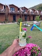 FNM LUXURY BUNGALOVS