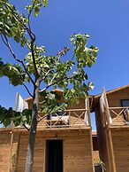 FNM LUXURY BUNGALOVS