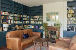 The Common Knowledge Centre