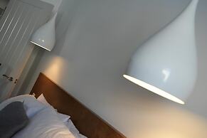 Captivating 1-bed Apartment, Merthyr Tydfil -