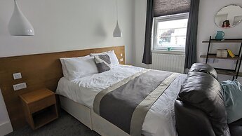 Captivating 1-bed Apartment, Merthyr Tydfil -