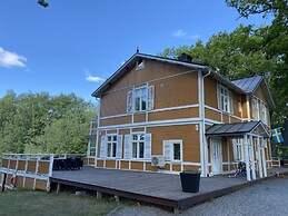 Beautiful lake view house