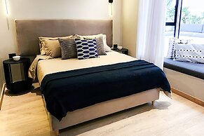 Luxury Home In Las Lomas