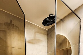 Luxury Home In Las Lomas