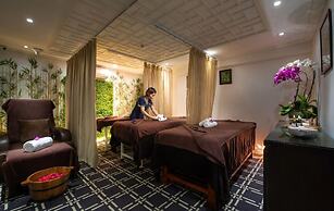 Le Petit Prince Hanoi Hotel & Rooftop Bar