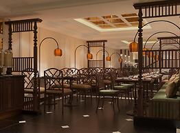 Le Petit Prince Hanoi Hotel & Rooftop Bar