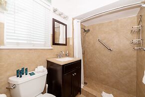 Tropic Isle Boutique Hotel