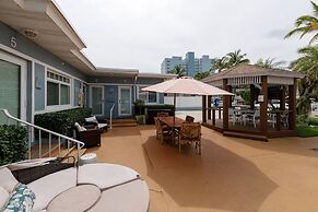 Tropic Isle Boutique Hotel