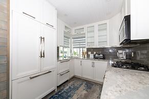 Tropic Isle Boutique Hotel