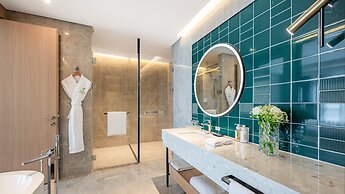 Holiday InnXian East by IHG