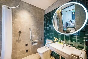 Holiday InnXian East by IHG