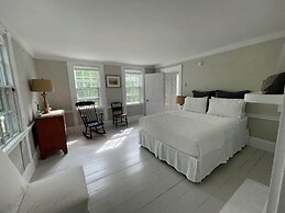 Deer Isle Farmhouse - New!