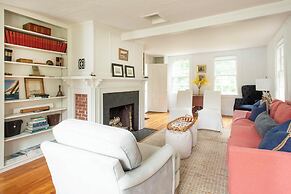 Deer Isle Farmhouse - New!