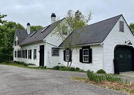 Deer Isle Farmhouse - New!