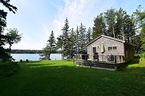 Cottage on Northwest Harbor