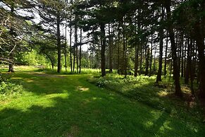 Cottage on Northwest Harbor