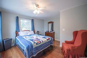 Mabel's Point - Brooklin