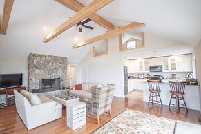 Mabel's Point - Brooklin