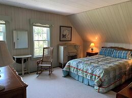 Geary House at Fifield Point