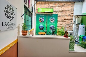 La Gruta Co-Living