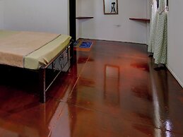 OYO HOME 90800 Rumah Pangi Homestay