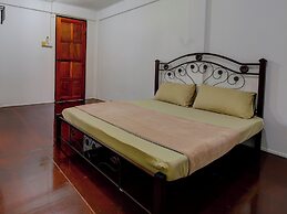 OYO HOME 90800 Rumah Pangi Homestay