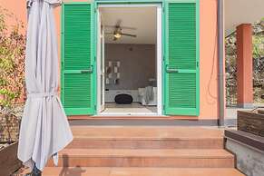 Blue Bliss Apartment