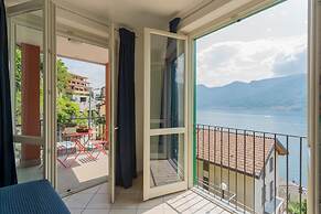 Blue Bliss Apartment