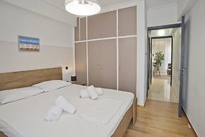 Blue Dream in Piraeus