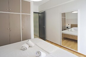 Blue Dream in Piraeus