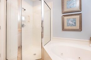 Phoenix On The Bay 1122 3 Bedroom Condo