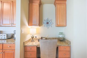 Phoenix West 609 4 Bedroom Condo