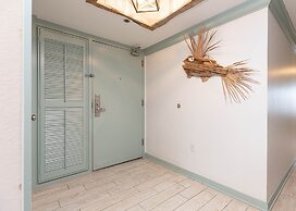 Phoenix Iv 4081 3 Bedroom Condo