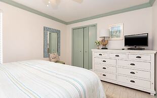 Phoenix Iv 4081 3 Bedroom Condo