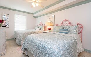 Phoenix Iv 4081 3 Bedroom Condo